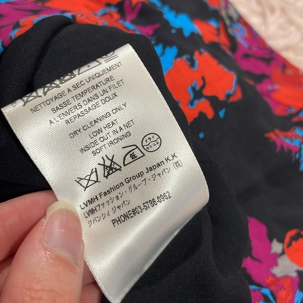 Givenchy Graphic Print Black Floral Long Sleeve Ruched Side Dress - Picture 3 of 9